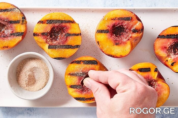 grilled-peaches-ft25-280313-jr-0916-4-1785139424.jpg