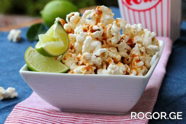 24-lime-and-spice-popcorn-640x427-1786606692.webp
