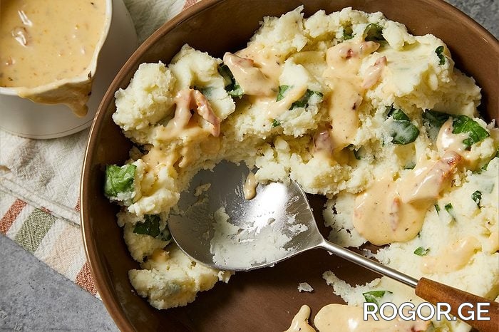 marry-me-mashed-potatoes-ft26-284029-ec-0826-6-1789628284.jpg